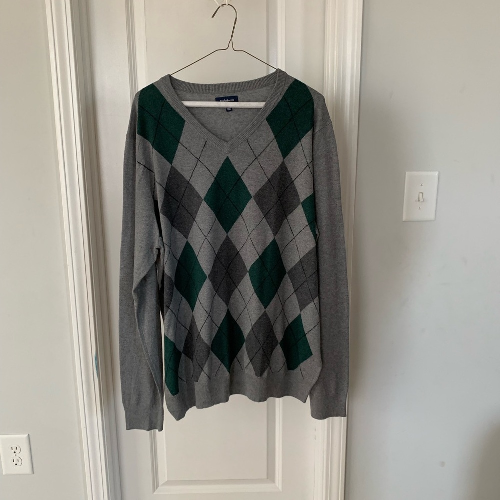 Croft & Barrow Gray and Green Argyle V-Neck Sweater
